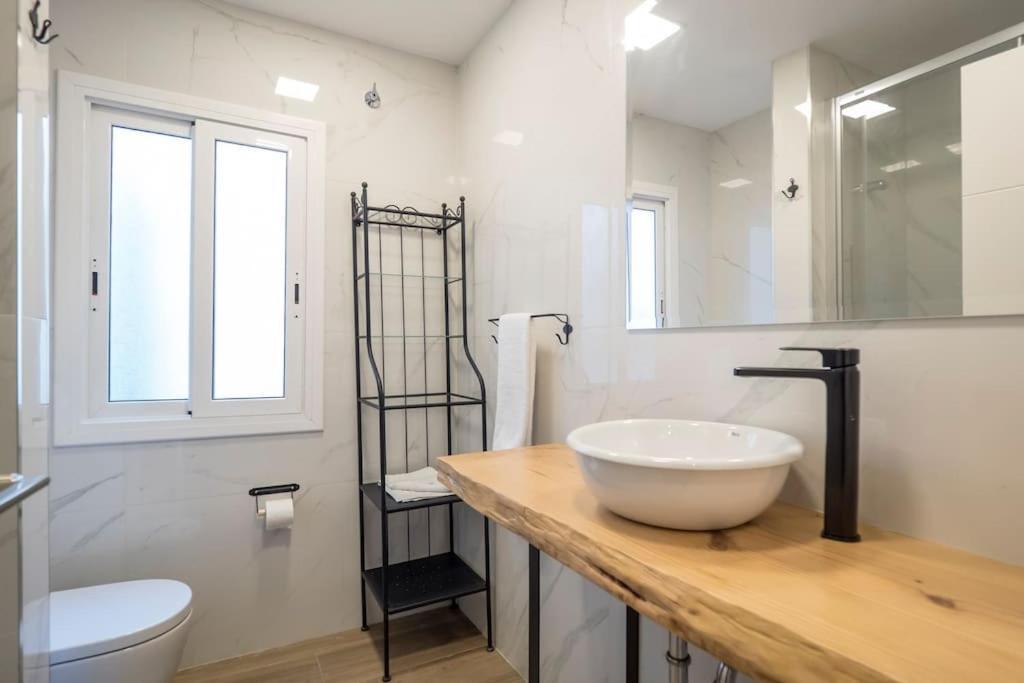 Bebarceloner Sant Andreu - 3 Bedrooms With Terrace Barcelone